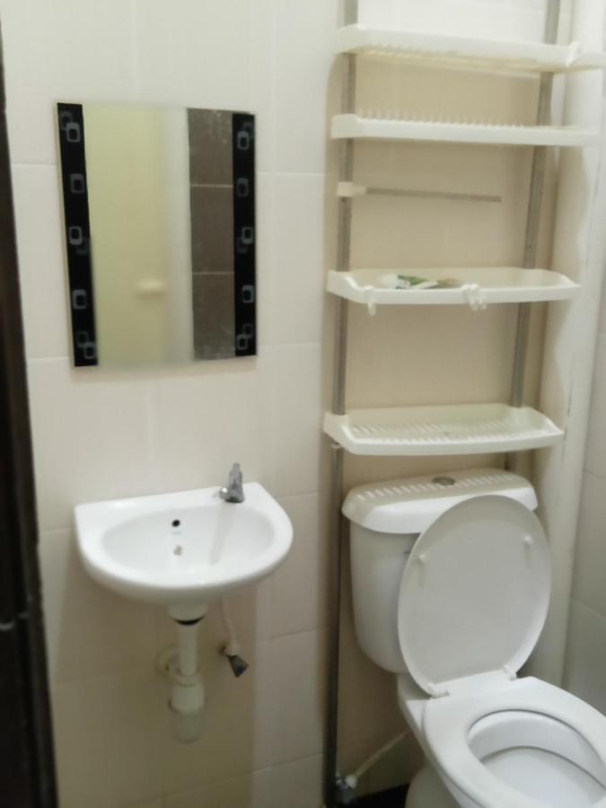 Idaman 2 With 3 And 2 Bathroom Private House Not Sharing With Private Parking Free Wifi * Bukit Kayu Hitam